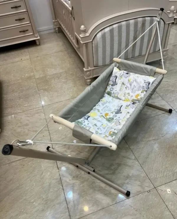 گهواره سنتی پایه فلزی (لاوین) آنتی کولیک و قابل حمل بهمراه ساک حمل