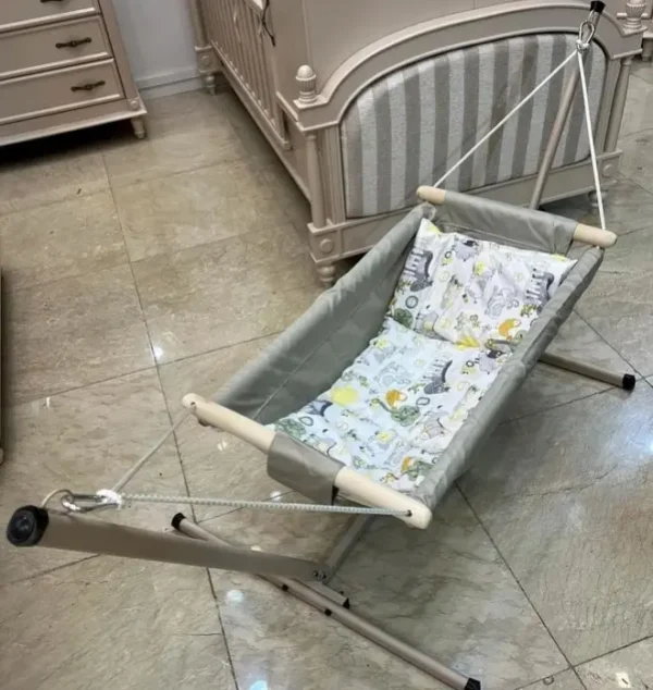 گهواره سنتی پایه فلزی (لاوین) آنتی کولیک و قابل حمل بهمراه ساک حمل