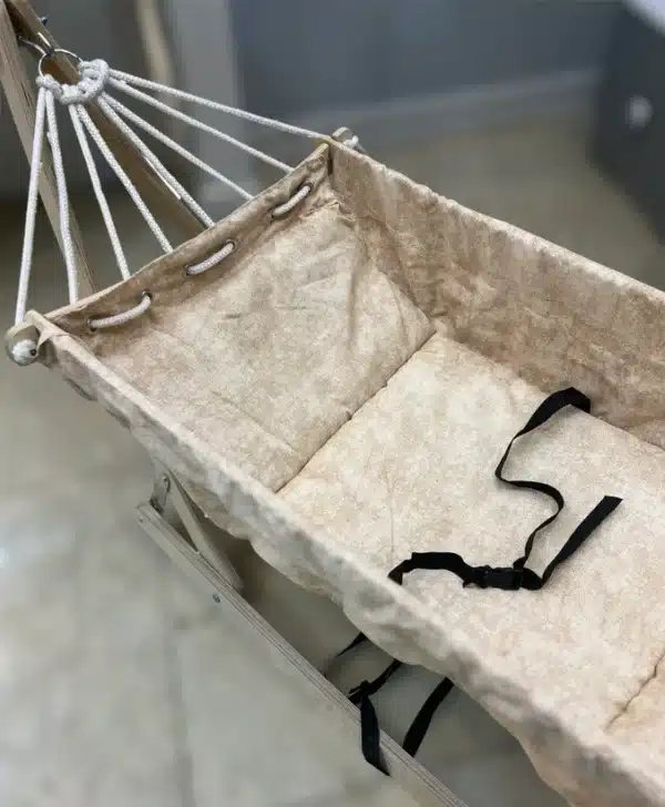 گهواره ی هشت طنابه( کلاسیک) آنتی کولیک و قابل حمل بهمراه ساک حمل گهواره ی هشت طنابه( کلاسیک)