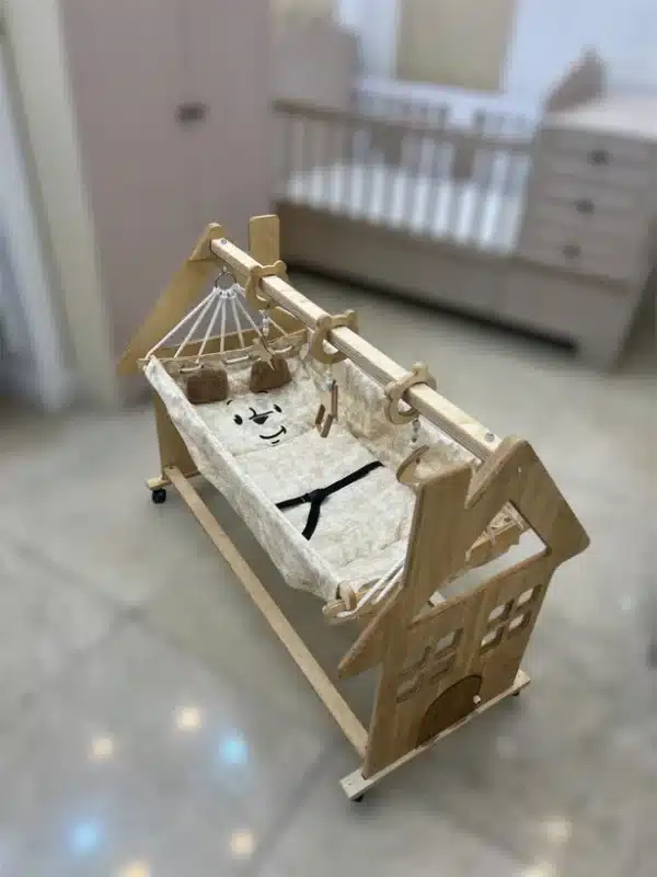 گهواره ی مدل کلبه